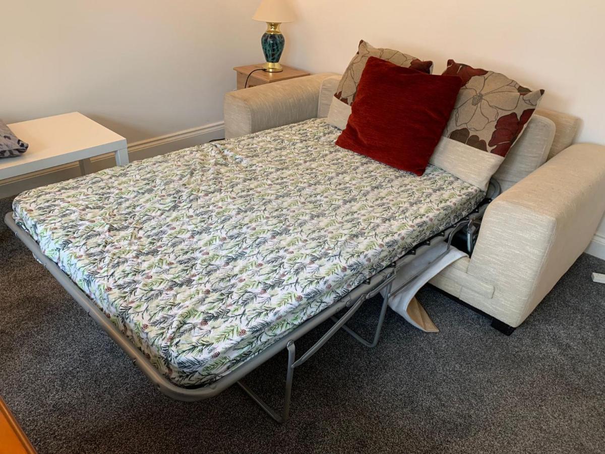 Bournemouth Beachfront Retreat 3 Bedroom 3 Bathroom Seaside B&B With Free Parking ภายนอก รูปภาพ